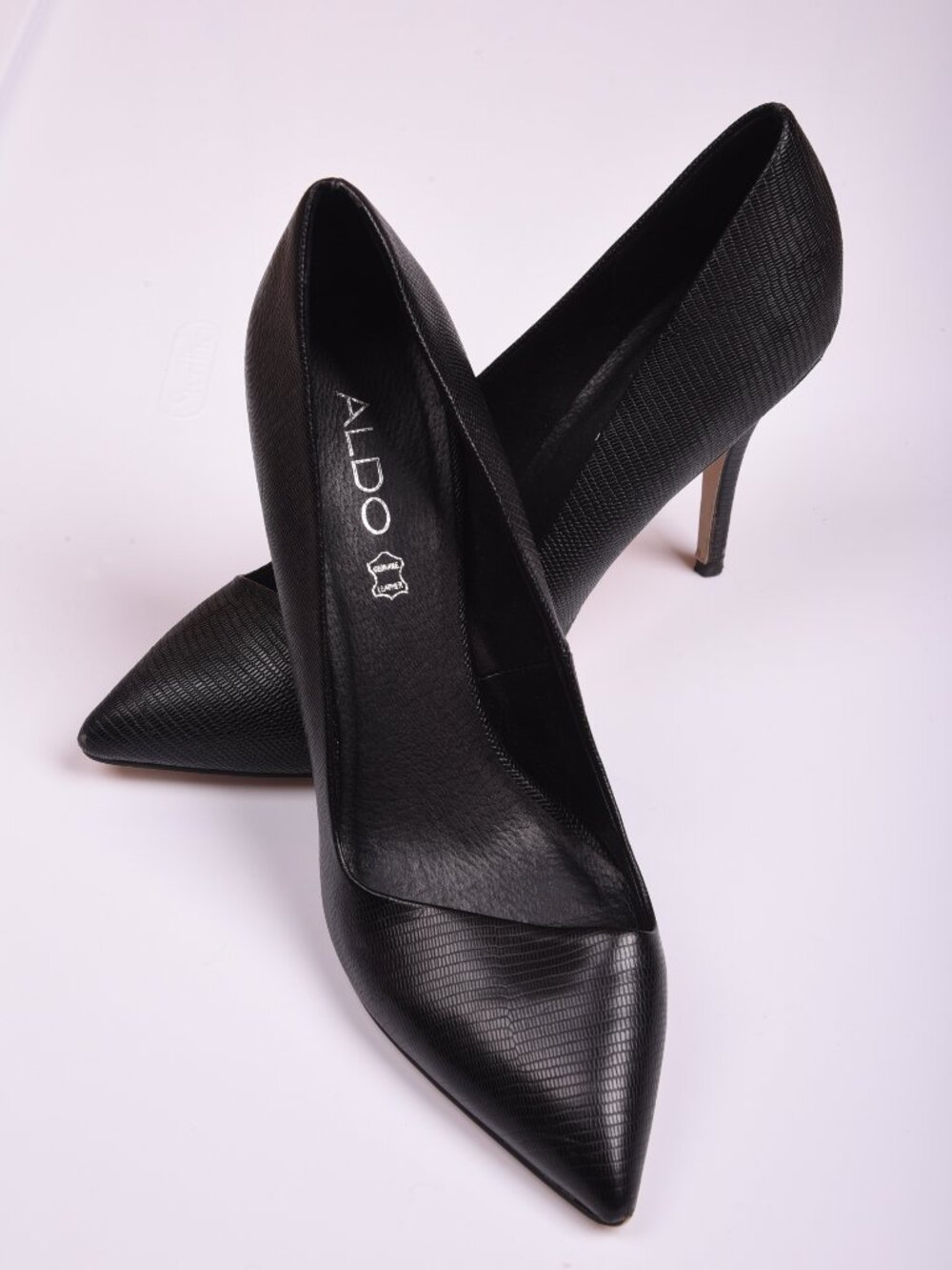 ALDO Black Textured Genuine Leather Pointed Toe Pumps Stiletto Heels - Size 9
